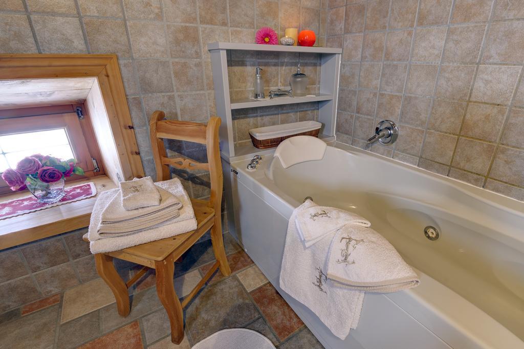 Chalet Al Beltram Livigno Eksteriør bilde